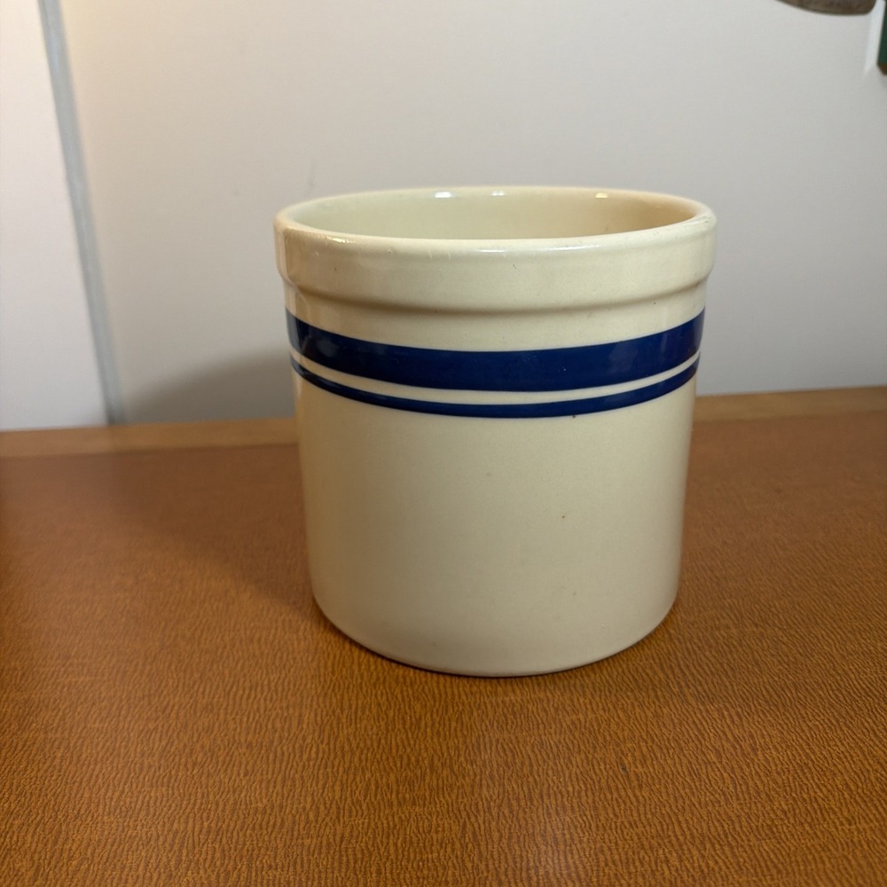 Roseville Style 2 Quart Blue Striped Stoneware Crock USA Unmarked